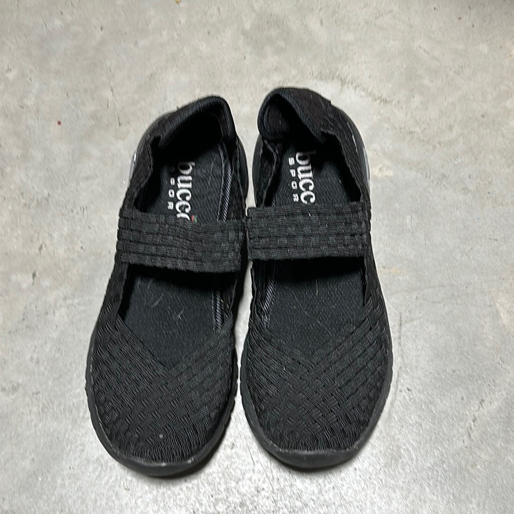 Women Walking Shoes Slip on Woven‎ Elastic Flat Lightweight Fashion Sneakers